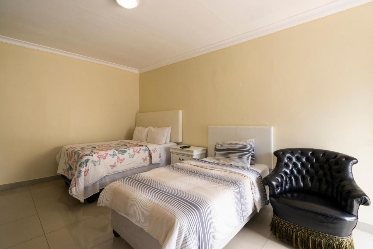 Hasate Guest House 10 Florence Street Oakdale Belliville 7530 Cape Town South African Bagian luar foto